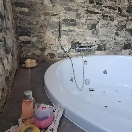Oasis Oculto Con Jacuzzi Privado - Dos Torres Erebor